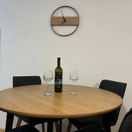 Apartamento Apartman Oaza, Lukavica, Istocno Sarajevo